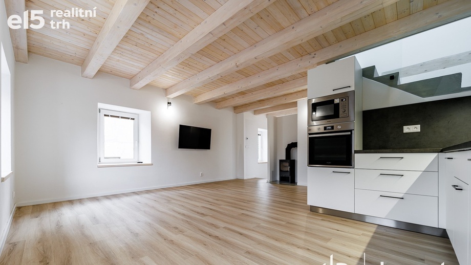 Pronájem byty 3+kk, 85 m² - Velký Újezd
