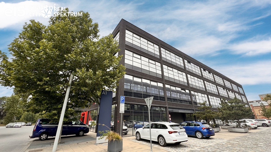 Pronájem kanceláře 1 233 m², Brno - Komárov
