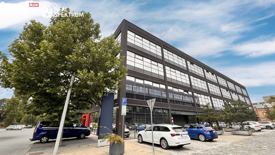 Pronájem kanceláře 1 233 m², Brno - Komárov