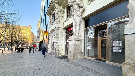 Pronájem kanceláře 580 m², Brno-město