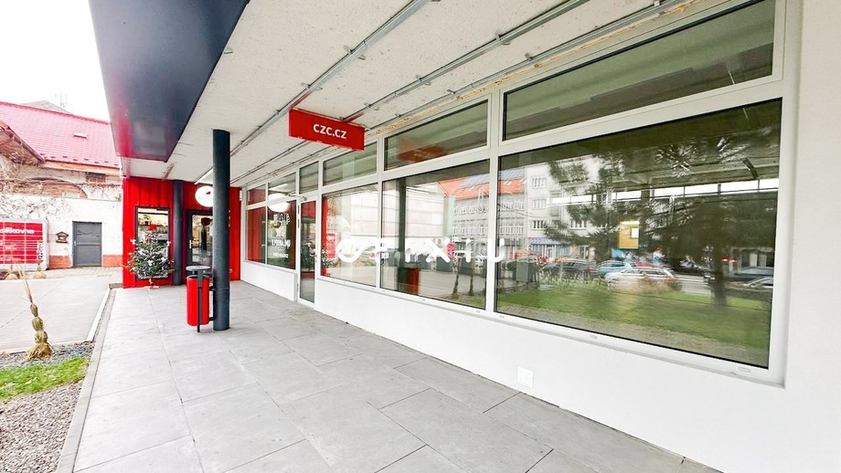 Pronájem obchodního prostoru 379 m², Brno