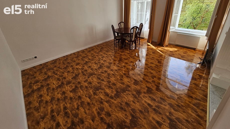 Prodej bytu 3+1 100 m², Mariánské Lázně