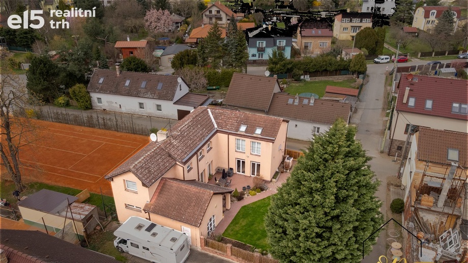 Prodej rodinné domy, 265 m² - Lety