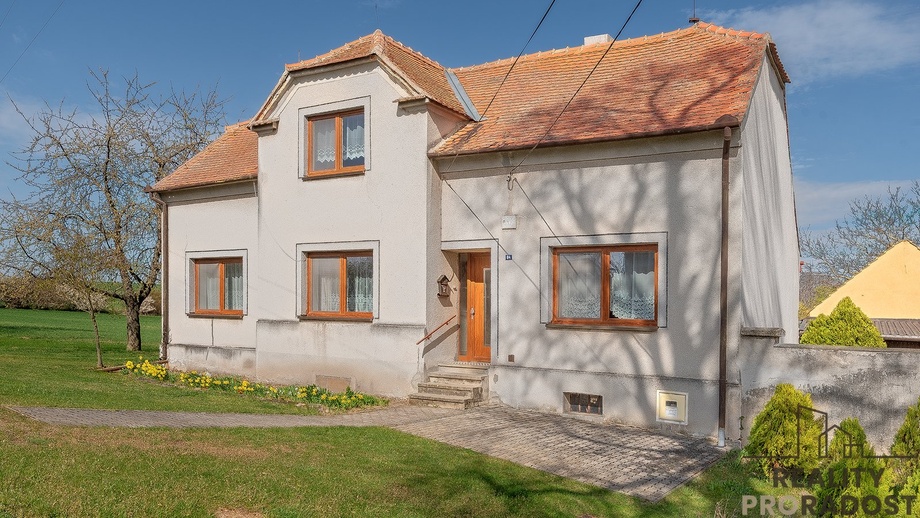 Prodej rodinného domu 150 m², Džbánice