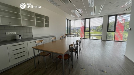 Pronájem kanceláře 960 m², Brno - Medlánky
