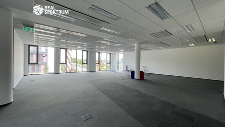 Pronájem kanceláře 960 m², Brno - Medlánky