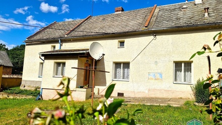 Prodej rodinného domu 100 m², Únehle