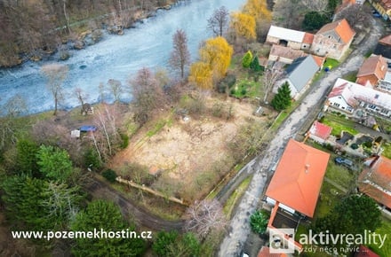 Prodej stavebního pozemku 800 m², Hostín u Vojkovic