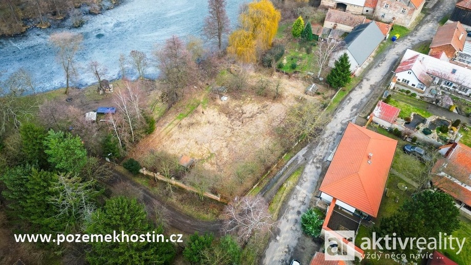 Prodej stavebního pozemku 800 m², Hostín u Vojkovic