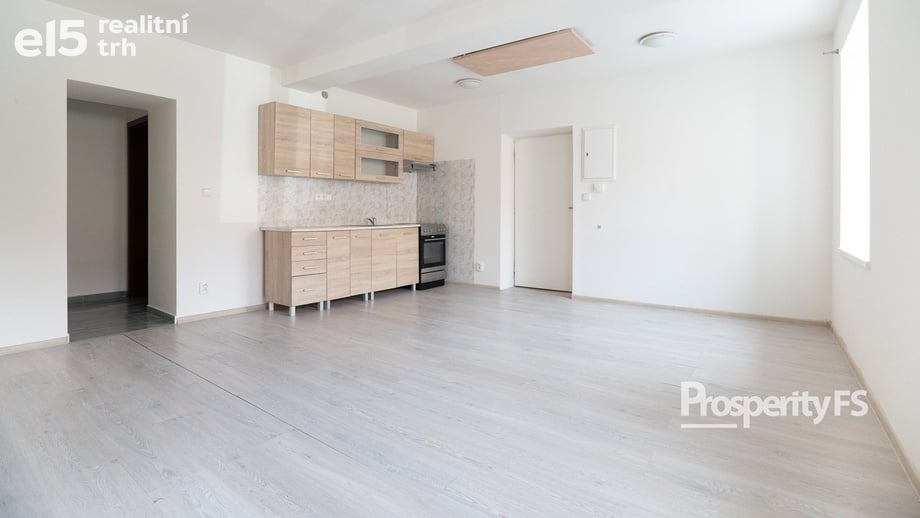 Prodej byty 1+kk, 33 m² - Kladno - Dubí