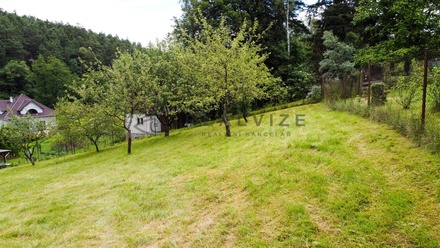 Prodej stavebního pozemku 1 111 m², Holubov