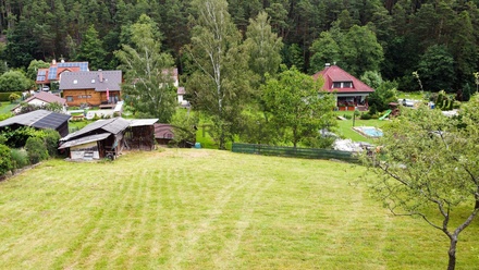 Prodej stavebního pozemku 1 111 m², Holubov