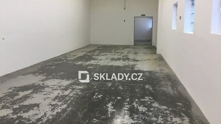 Pronájem skladu 250 m², Zlín