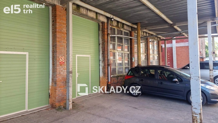 Pronájem skladu 450 m², Zlín