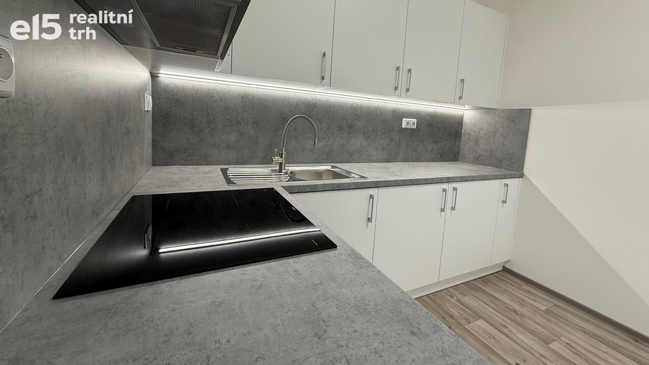 Pronájem byty 1+kk, 35 m² - Rajhrad
