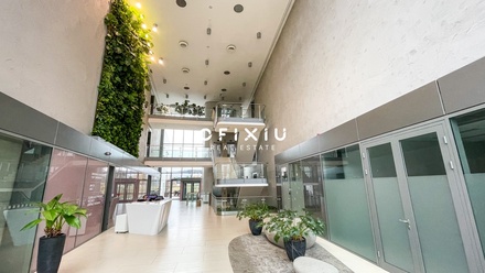 Pronájem kanceláře 500 m², Brno - Medlánky