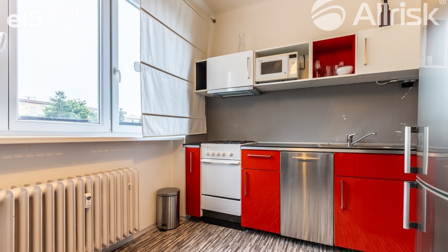 Pronájem bytu 2+1 63 m², Praha - Vršovice