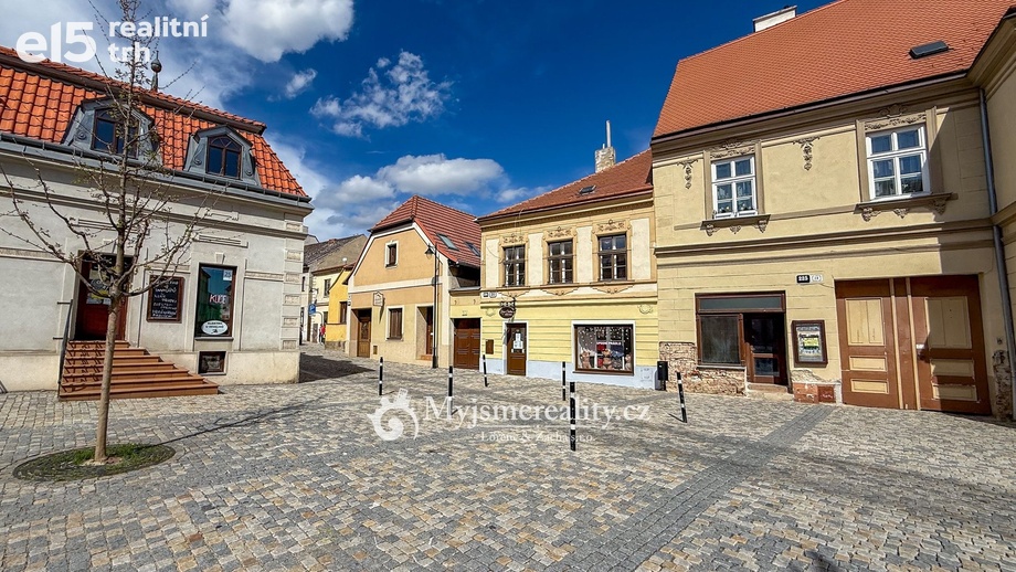 Prodej rodinné domy, 300 m² - Znojmo
