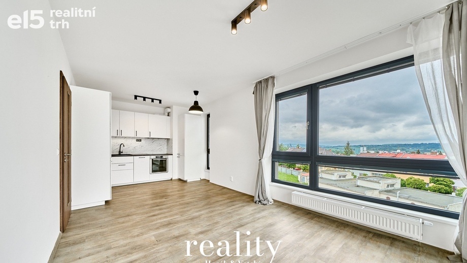 Pronájem byty 2+kk, 56 m² - Jihlava