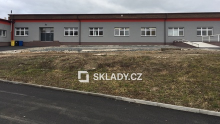 Pronájem skladu 1 500 m², Kolín