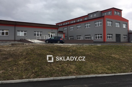 Pronájem skladu 1 500 m², Kolín