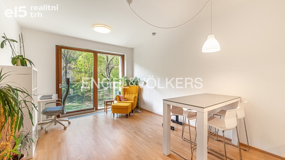 Pronájem byty 2+kk, 52 m² - Praha - Smíchov