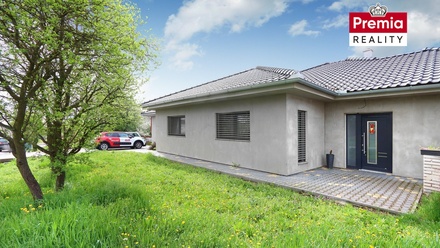 Prodej rodinného domu 431 m², Strachotice