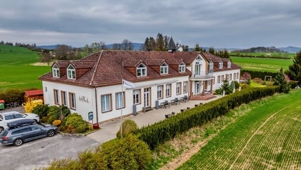 Prodej nemovitosti pro ubytování 1 100 m², Brada-Rybníček