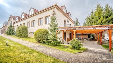 Prodej nemovitosti pro ubytování 1 100 m², Brada-Rybníček