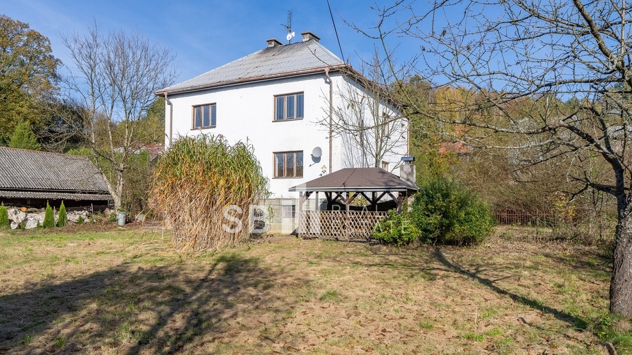 Prodej rodinného domu 320 m², Písek