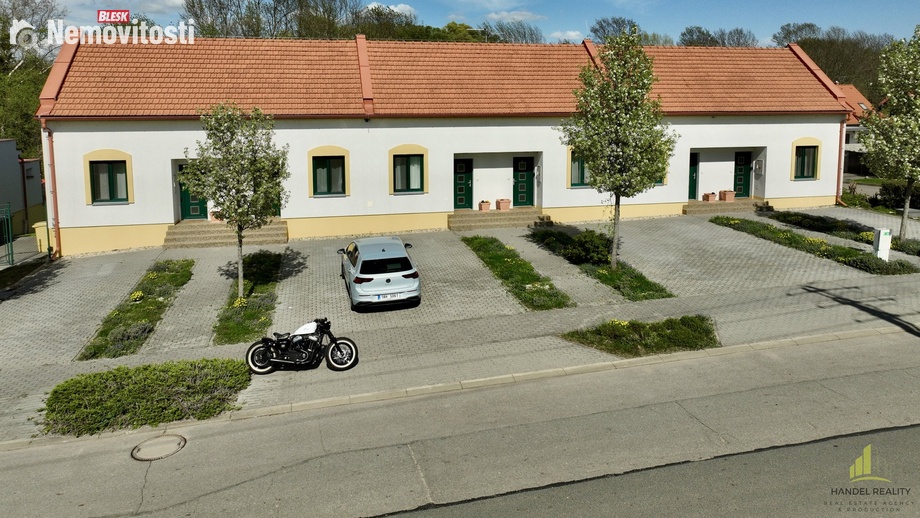 Prodej bytu 3+kk 72 m², Hlohovec