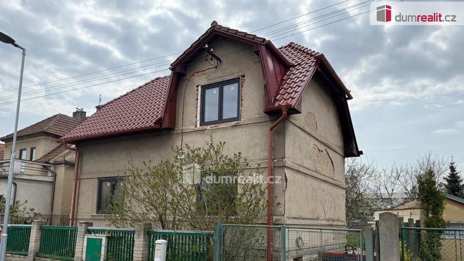 Prodej rodinné domy, 120 m² - Nelahozeves
