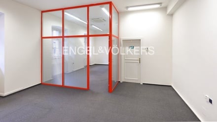 Pronájem kanceláře 155 m², Plzeň - Vnitřní Město