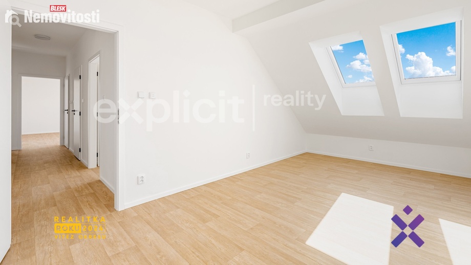 Prodej bytu 3+kk 59 m², Hostovlice