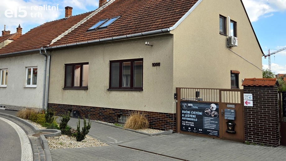 Prodej rodinné domy, 252 m² - Slavkov u Brna