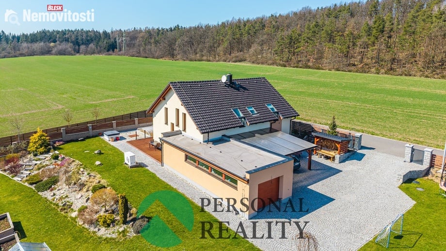 Prodej rodinného domu 236 m², Háje