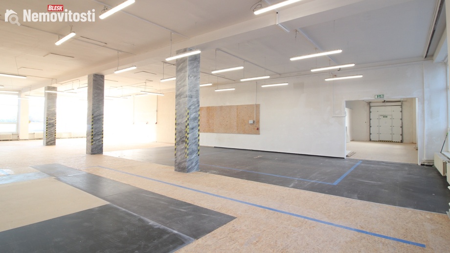 Pronájem skladu 385 m², Brno-jih