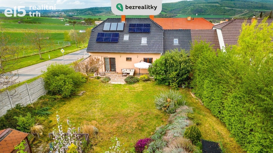 Prodej rodinné domy, 300 m² - Kobylí