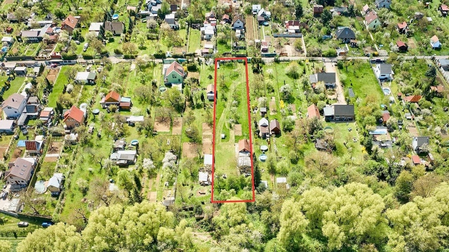 Prodej zahrady 1 985 m², Znojmo