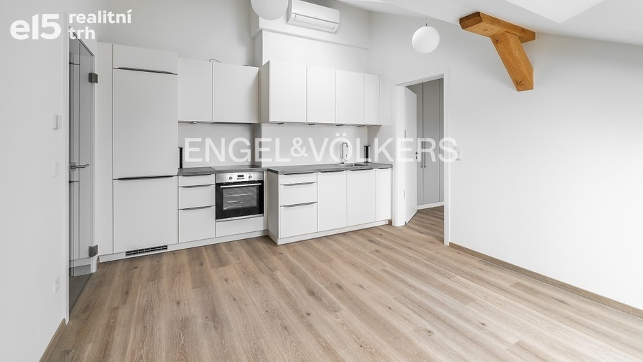 Pronájem byty 2+kk, 42 m² - Praha - Nové Město