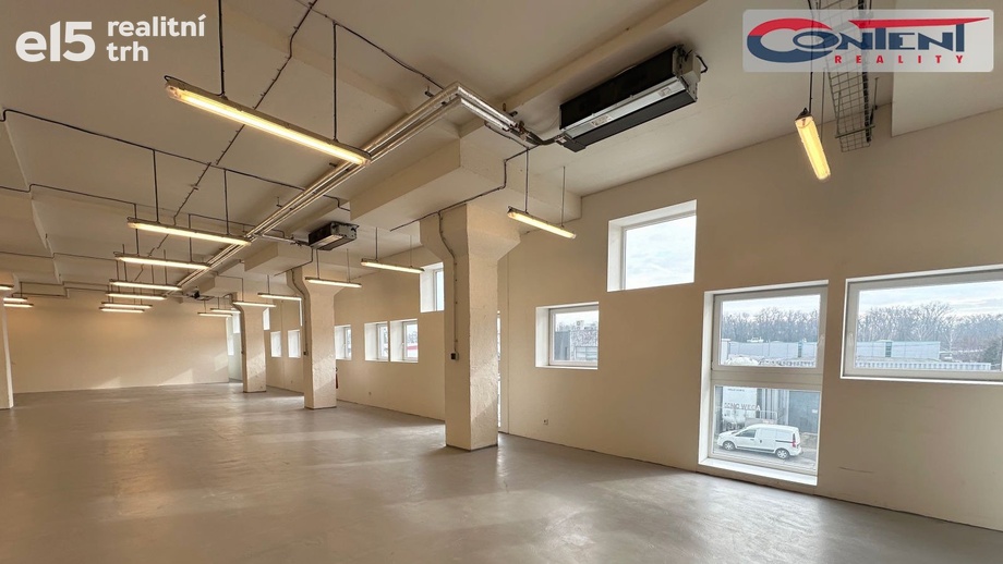 Pronájem sklady, 435 m² - Měšice