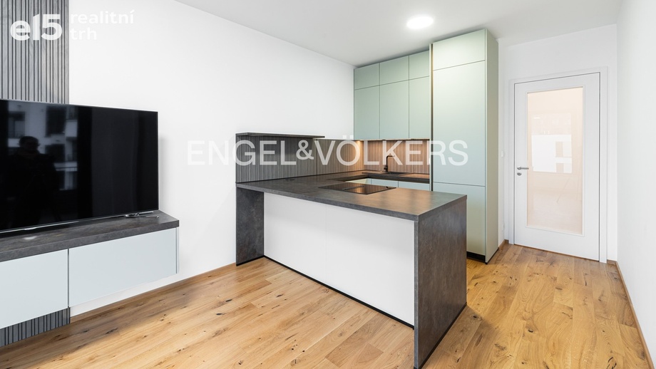 Pronájem byty 2+kk, 45 m² - Praha - Nusle