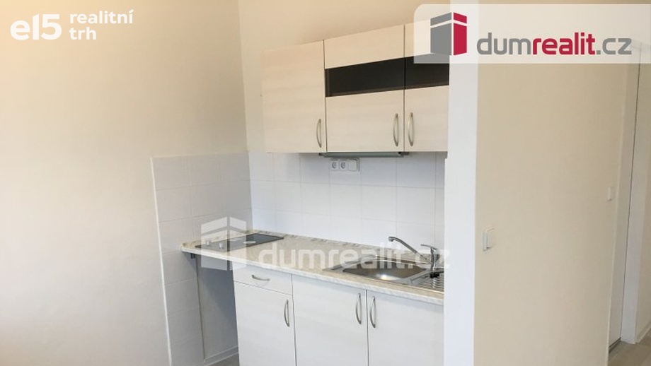 Pronájem byty 1+kk, 29 m² - Praha - Smíchov