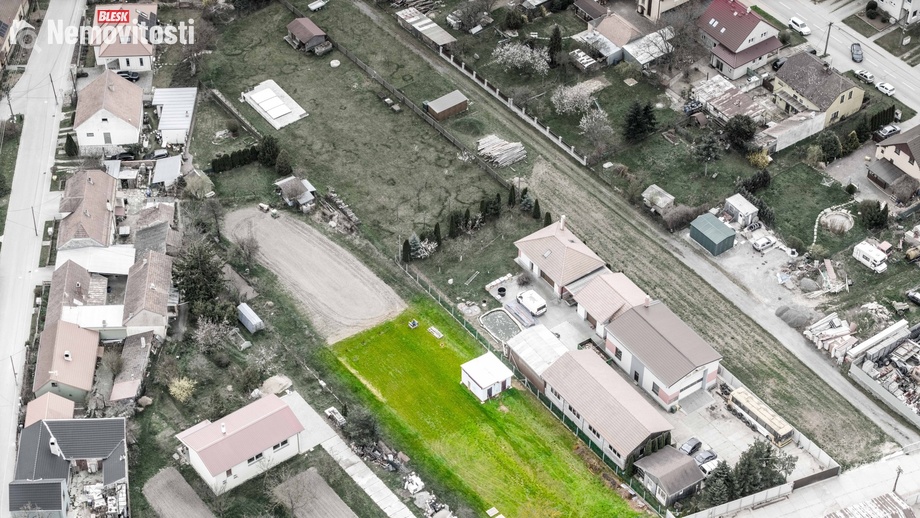 Prodej stavebního pozemku 1 035 m², Plenkovice