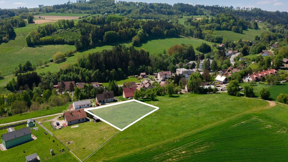 Prodej pozemky pro bydlení, 2 400 m² - Slaná - Nedvězí