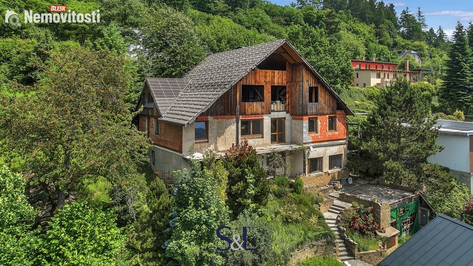 Prodej rodinného domu 528 m², Železný Brod