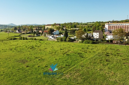 Prodej stavebního pozemku 16 000 m², Bystřany