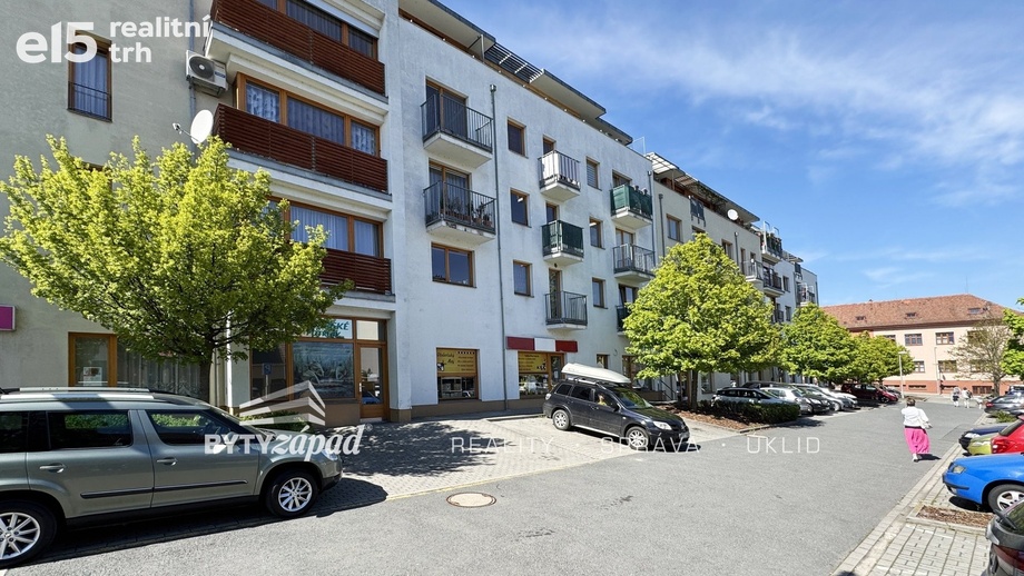 Pronájem byty 2+kk, 57 m² - Přeštice