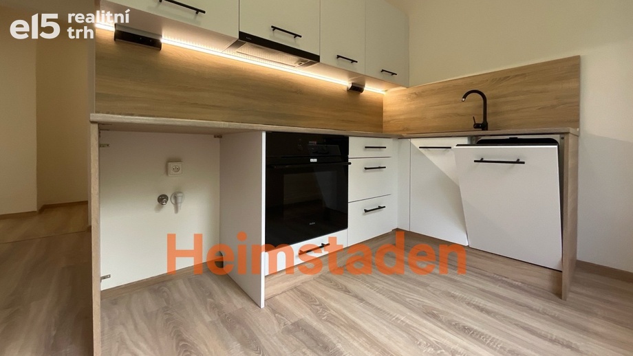 Pronájem byty 3+1, 60 m² - Havířov - Město