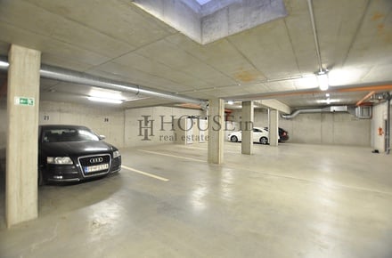 Pronájem garážového stání 12 m², Praha - Jinonice